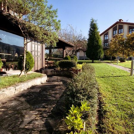 Apartamentos Rurales L'Arquera Llanes Exteriér fotografie