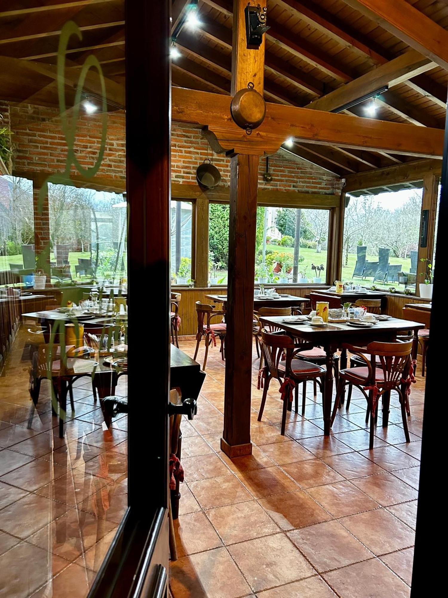 Apartamentos Rurales L'Arquera Llanes Exteriér fotografie