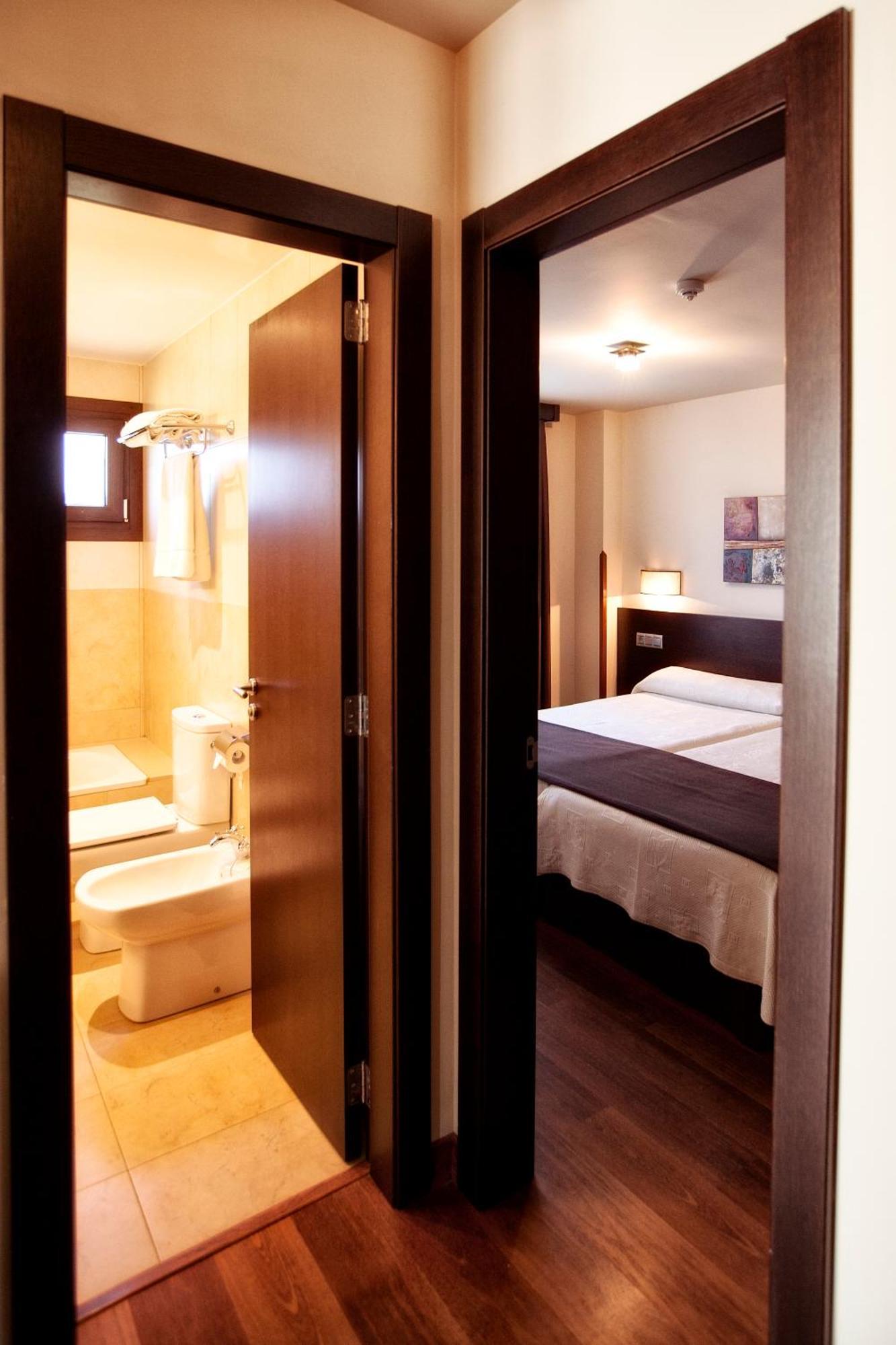 Apartamentos Rurales L'Arquera Llanes Exteriér fotografie