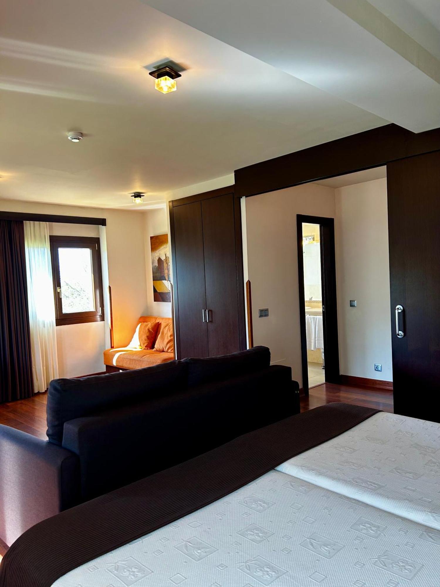 Apartamentos Rurales L'Arquera Llanes Exteriér fotografie