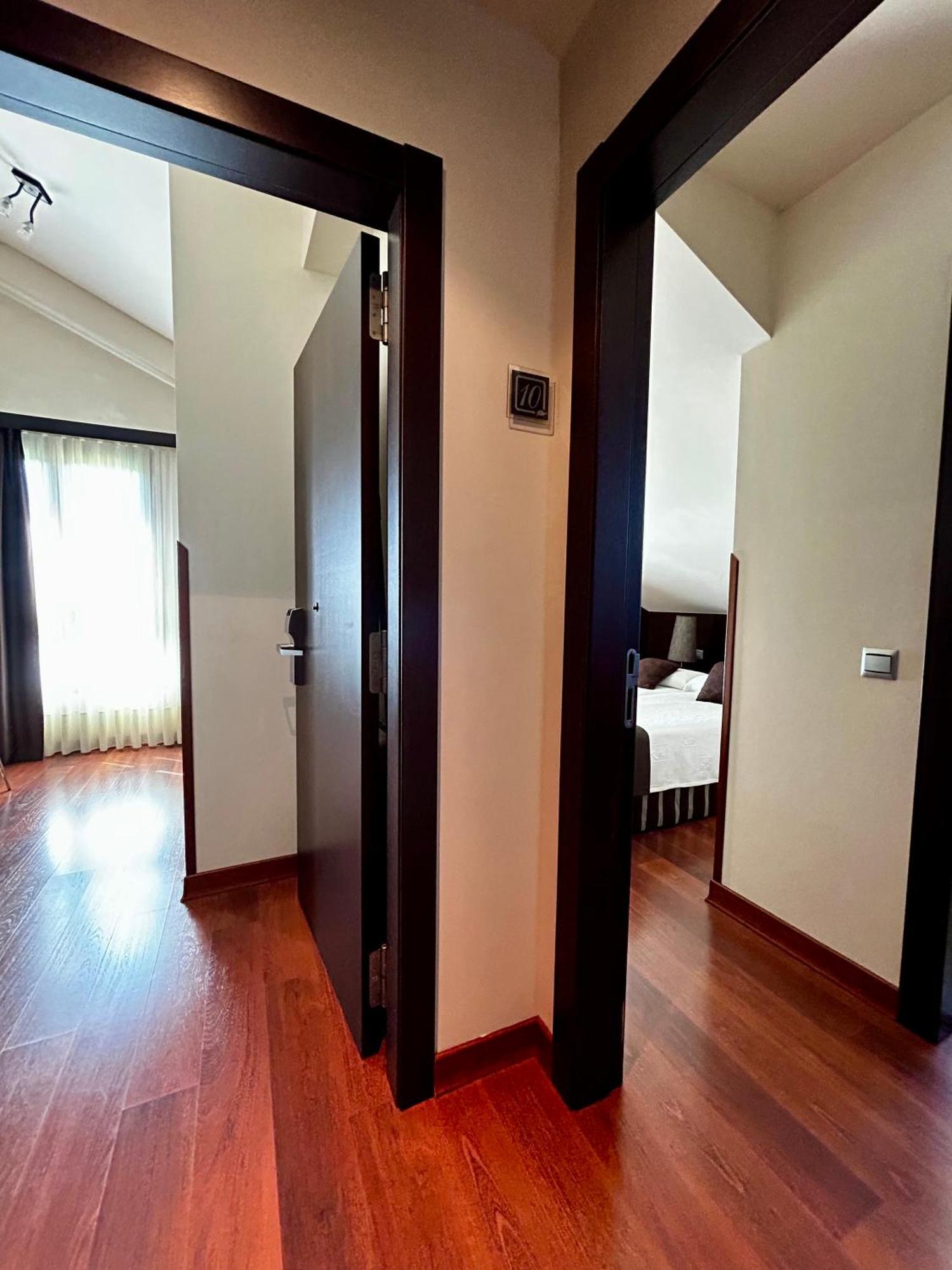 Apartamentos Rurales L'Arquera Llanes Exteriér fotografie