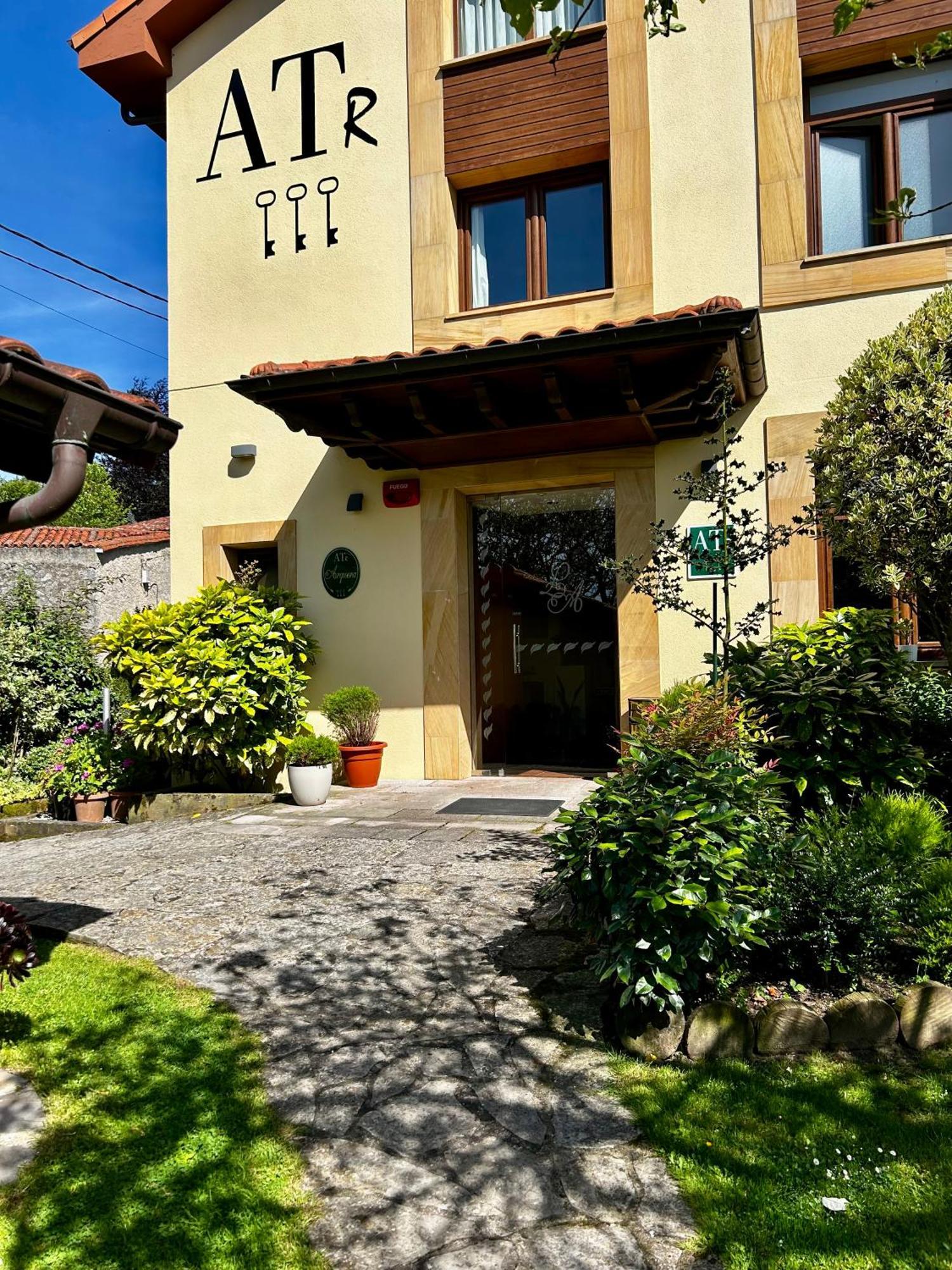Apartamentos Rurales L'Arquera Llanes Exteriér fotografie